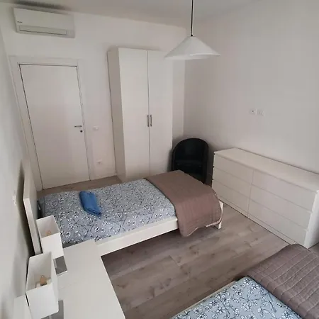 Homes In Cca23 Apartment Ancona