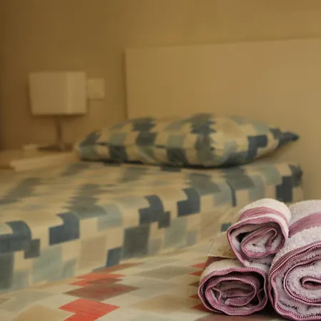 Lägenhet Carloalberto23- Rooms By Homes In Ancona