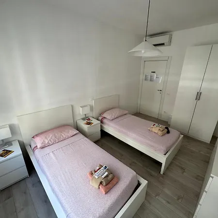 Cca23- By Homes In * Ancona