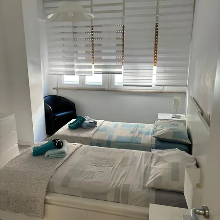 Cca23- By Homes In Apartamento