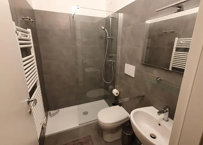 Lägenhet Carloalberto23- Rooms By Homes In Ancona