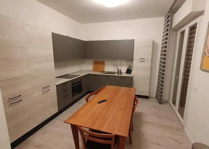 Carloalberto23- Rooms By Homes In Ancona Ancona