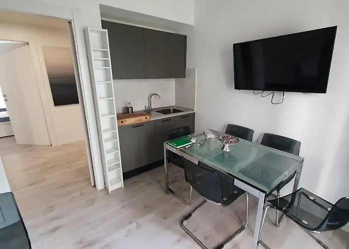 Carloalberto23- Rooms By Homes In Ancona Ancona