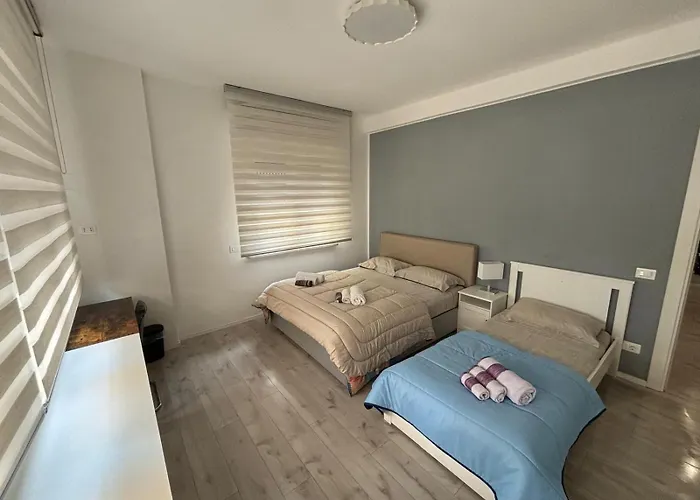 Carloalberto23- Rooms By Homes In Ancona Ancona