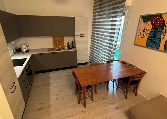 Carloalberto23- Rooms By Homes In Ancona * Ancona