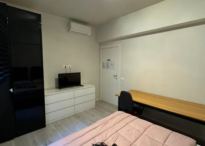 Lägenhet Carloalberto23- Rooms By Homes In Ancona