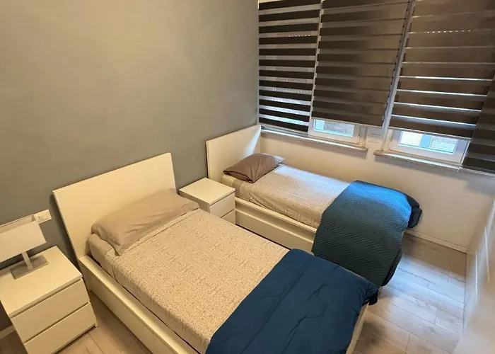 Carloalberto23- Rooms By Homes In Ancona Ancona