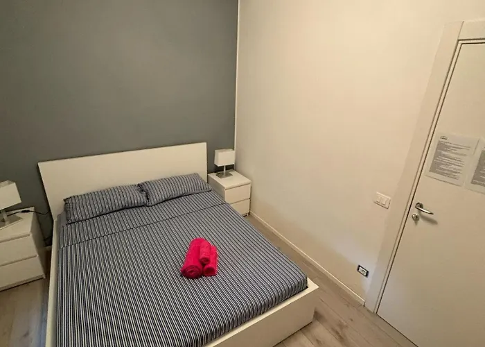 Carloalberto23- Rooms By Homes In Ancona Lägenhet Ancona