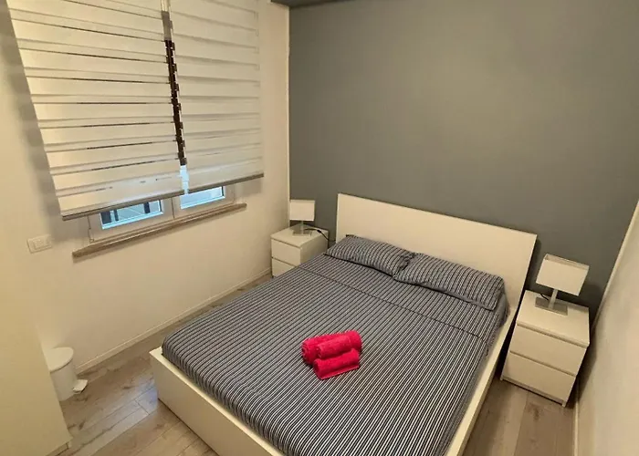 Carloalberto23- Rooms By Homes In Ancona Ancona