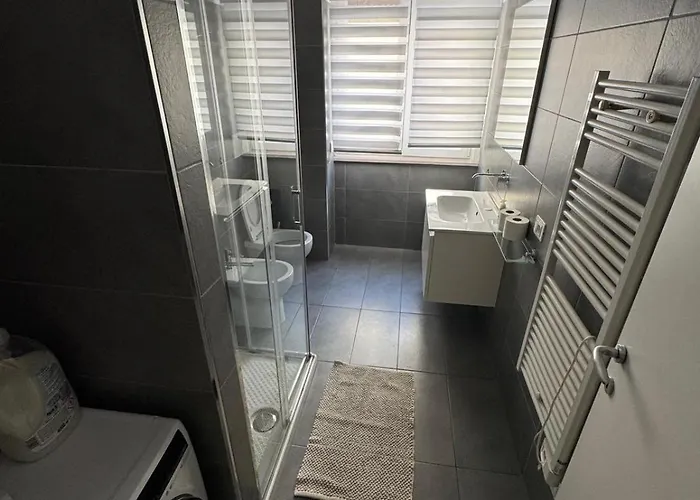 Carloalberto23- Rooms By Homes In Ancona