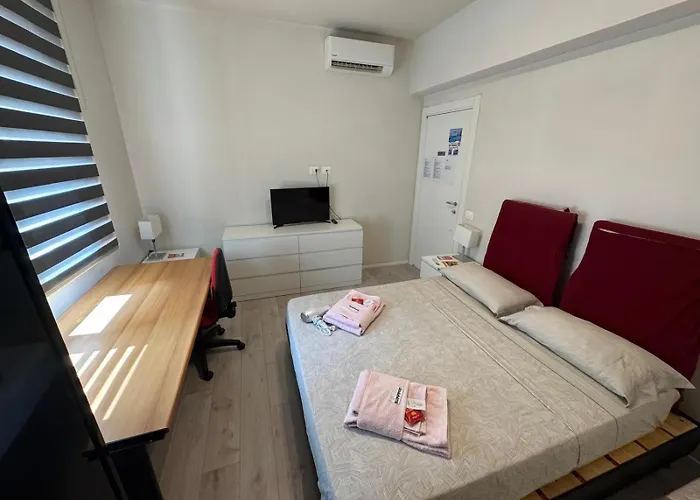 Carloalberto23- Rooms By Homes In Ancona Ancona