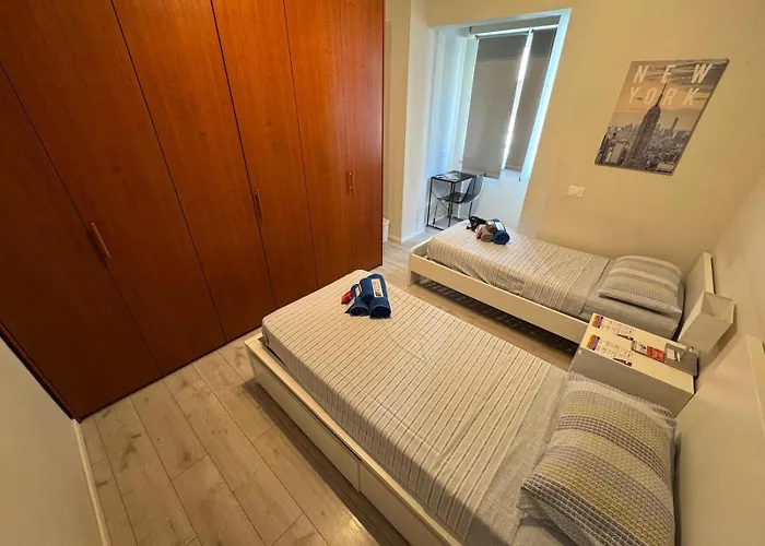 Carloalberto23- Rooms By Homes In Ancona * Ancona