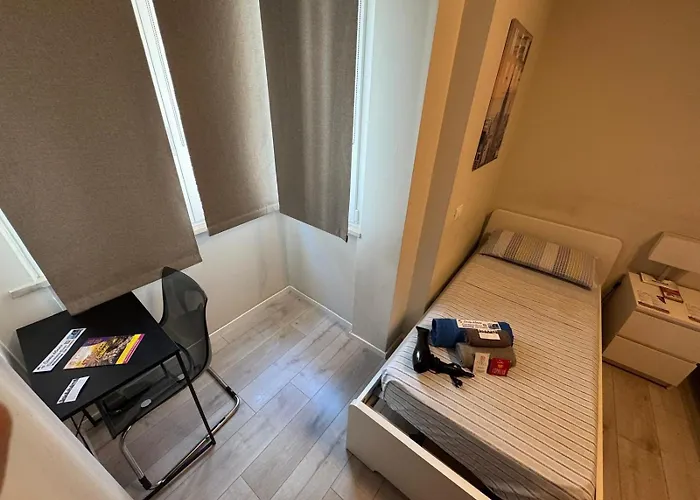 Lägenhet Carloalberto23- Rooms By Homes In Ancona *