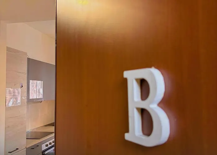 Carloalberto23- By Homes In Daire Ancona